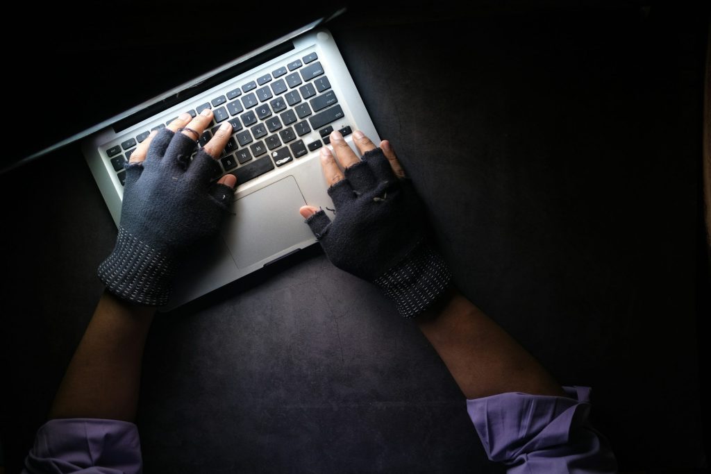 hacking laptop contents